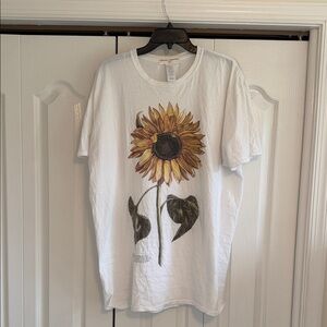 Urban Outfitters White Cotton Tee